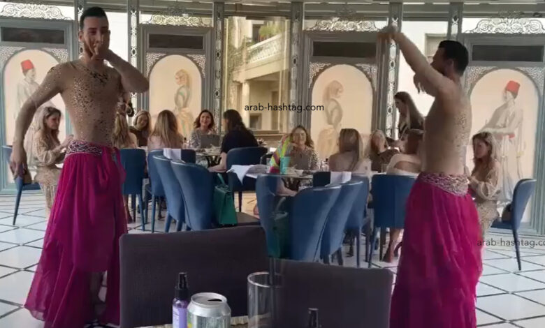 فيديو لشاب يرقص بأحد مطاعم دمشق يثير ضجة على وسائل التواصل الإجتماعي