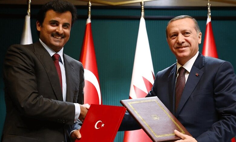 زيارة الرئيس التركي أردوغان لقطر والدعم المالي المقدم لتركيا